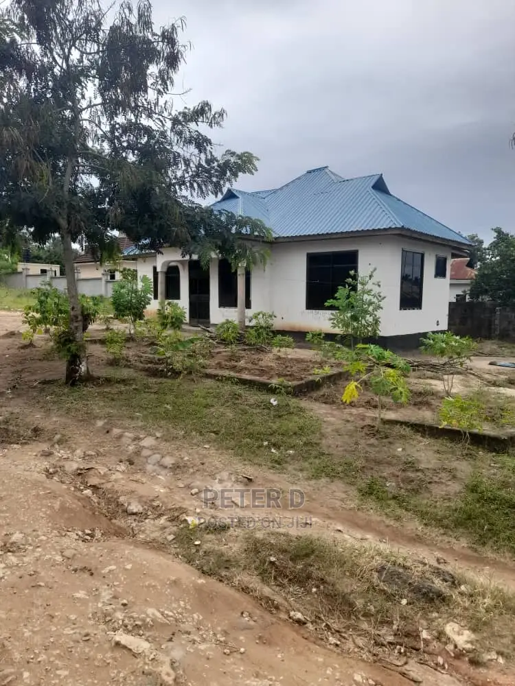 3bdrm House in Mbezi for Sale