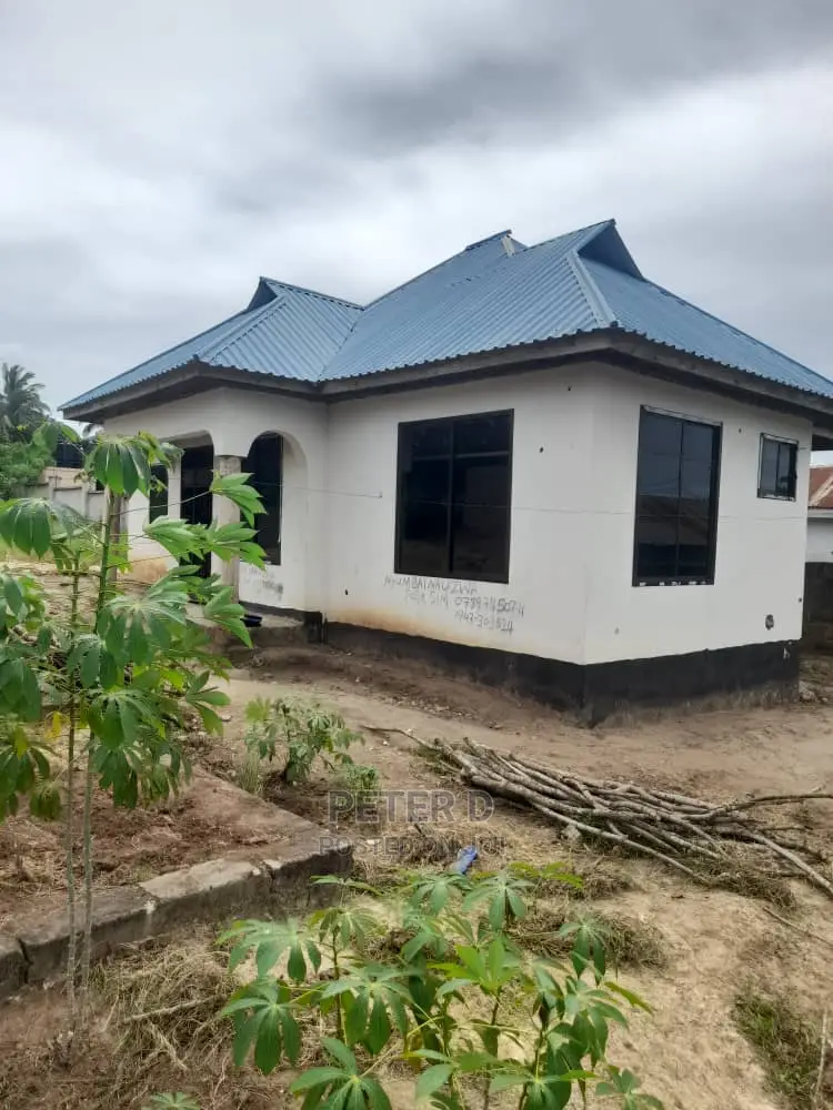 3bdrm House in Mbezi for Sale