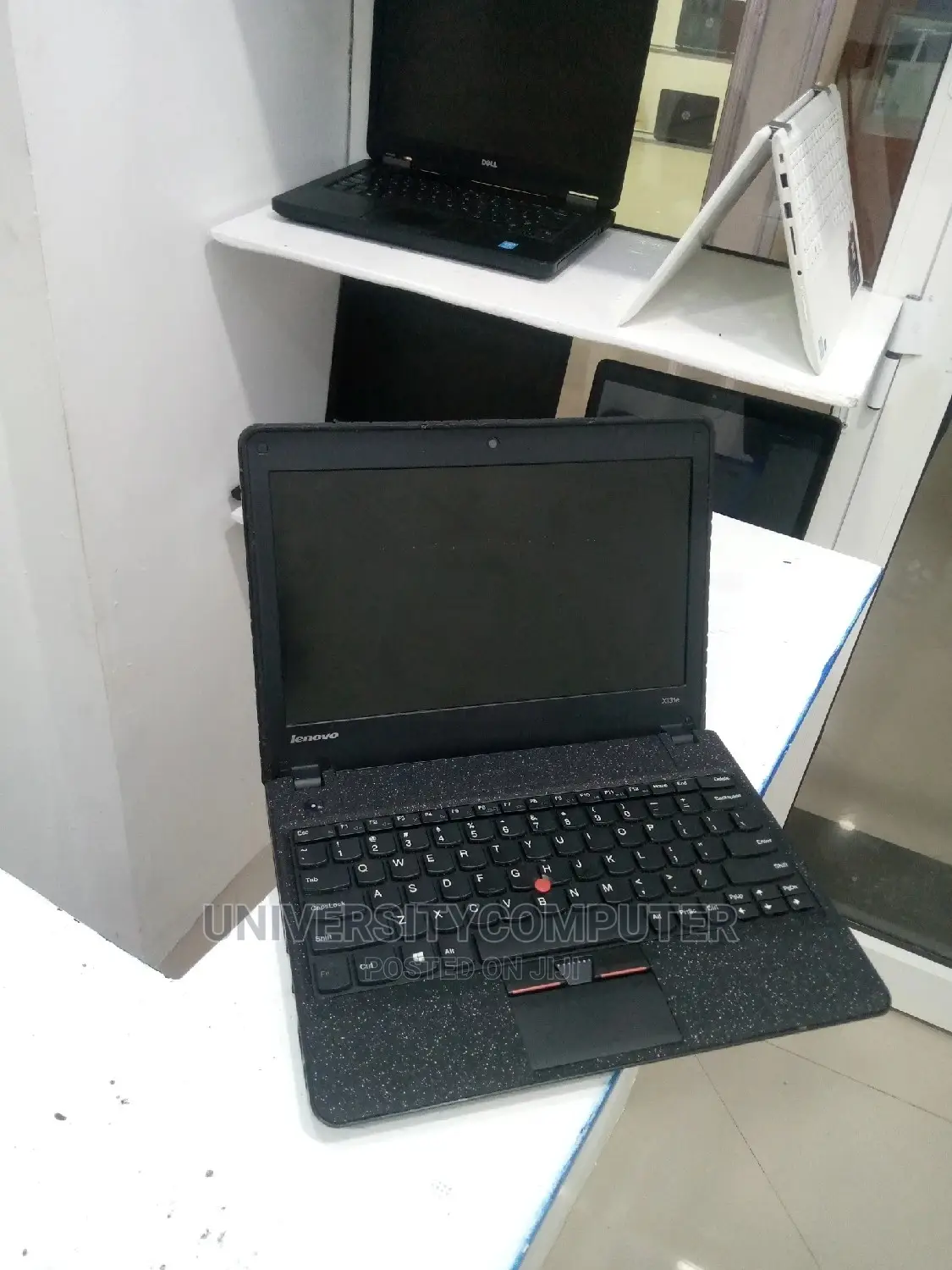 Laptop Lenovo ThinkPad X131e 4GB Intel Core 2 Duo HDD 320GB