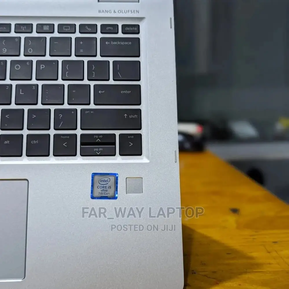 New Laptop HP EliteBook 1030 8GB Intel Core I5 SSD 256GB