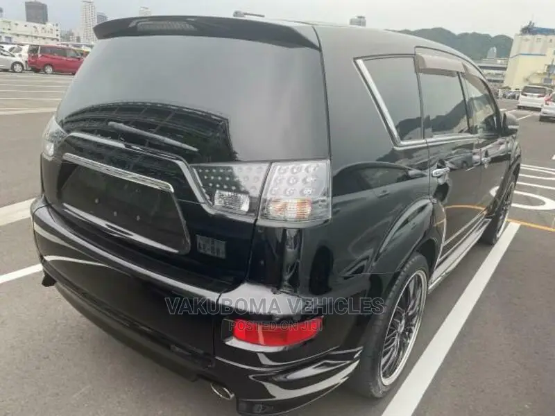 Mitsubishi Outlander 2010 Black