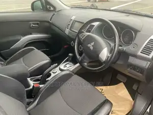 Mitsubishi Outlander 2010 Black