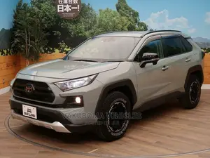 Toyota RAV4 2020 Green