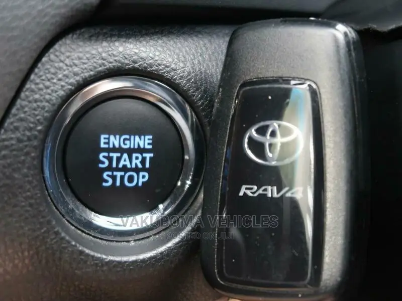 Toyota RAV4 2020 Green