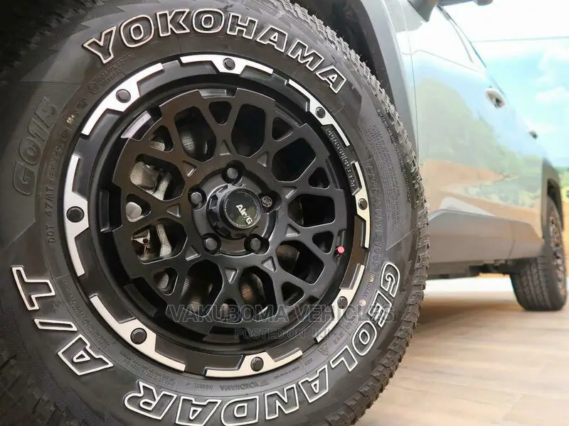 Toyota RAV4 2020 Green
