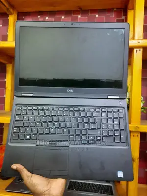 Laptop Dell Latitude 15 5580 8GB Intel Core I7 HDD 500GB