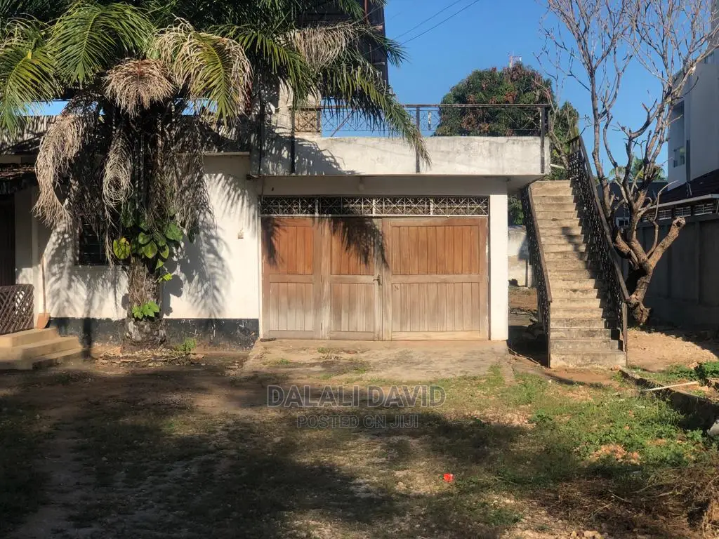 Plot 1300sqm 4sale at Masaki