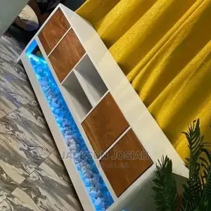 TV Show Case