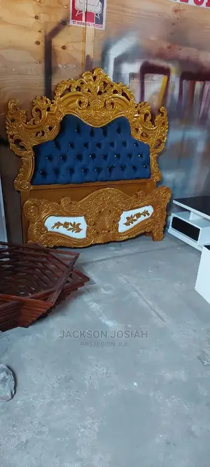 Queen Bed Design