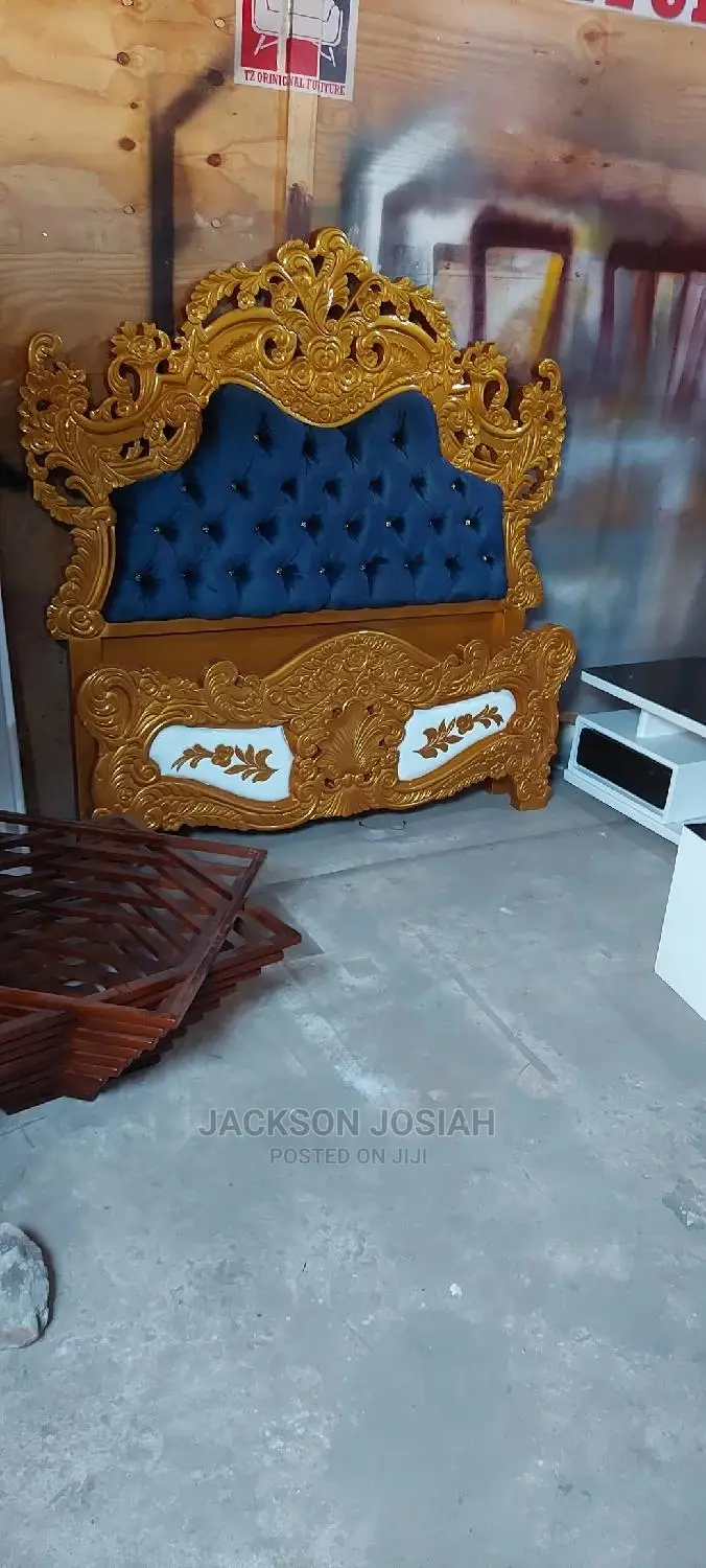 Queen Bed Design