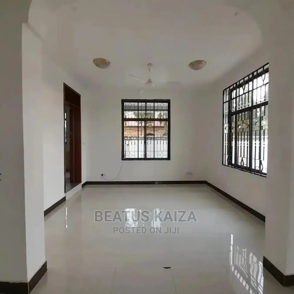 7bdrm Bungalow in Kigamboni Kibada for rent
