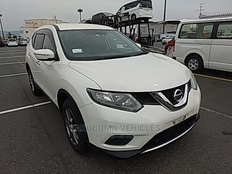 Nissan X-Trail 2015 White