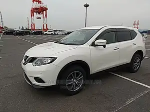 Nissan X-Trail 2015 White