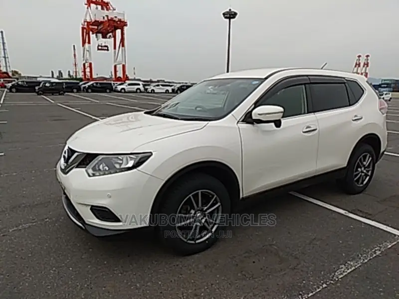 Nissan X-Trail 2015 White