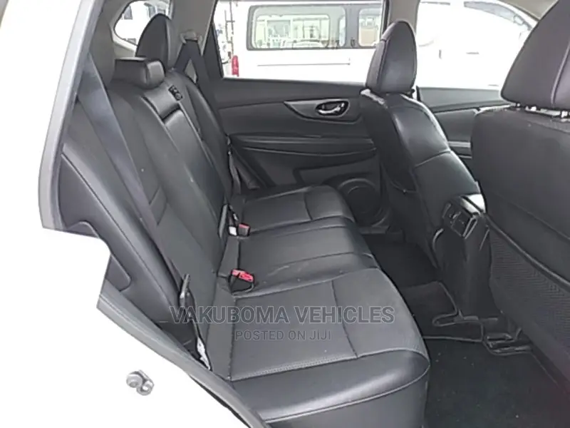 Nissan X-Trail 2015 White