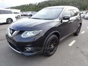 Nissan X-Trail SV Premium 2014 Black