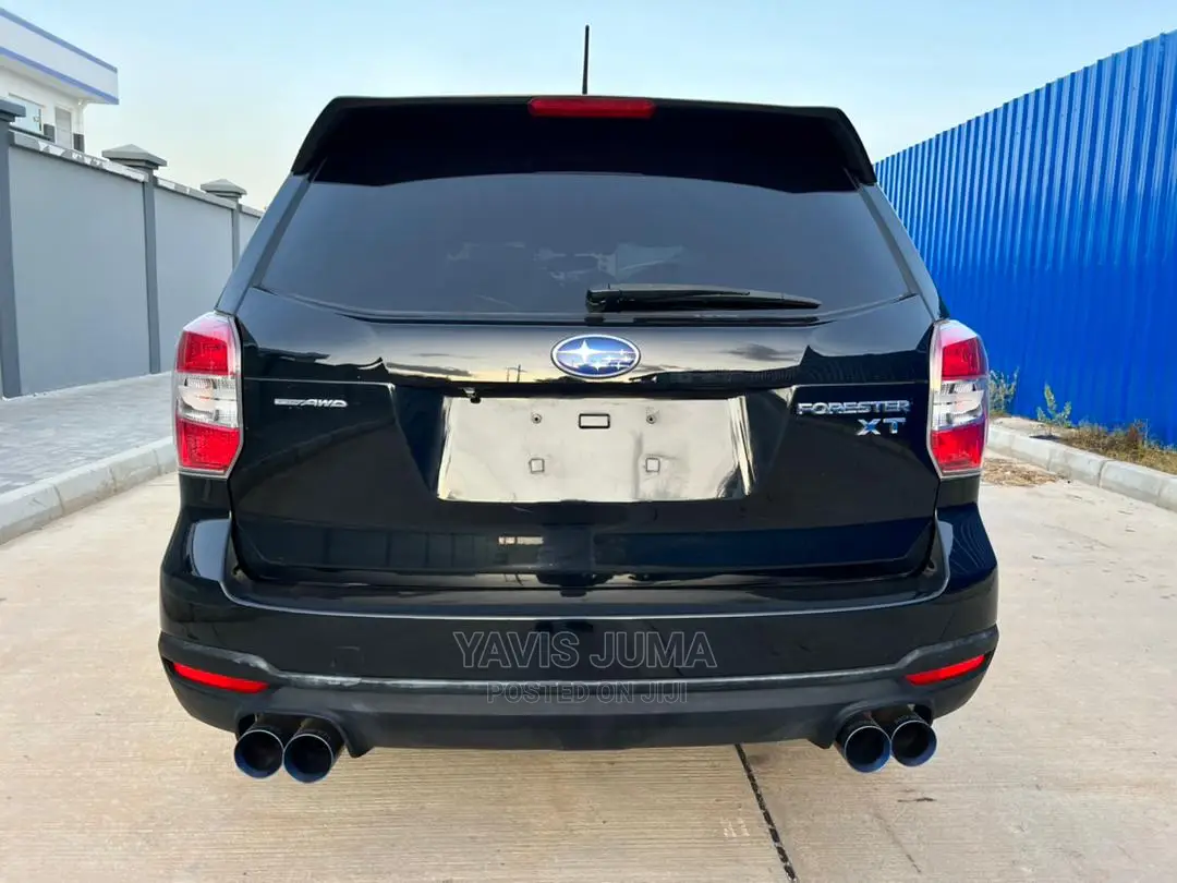 Subaru Forester 2015 Black
