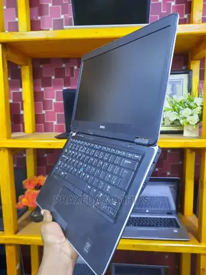 Laptop Dell Latitude 7440 4GB Intel Core I5 HDD 500GB
