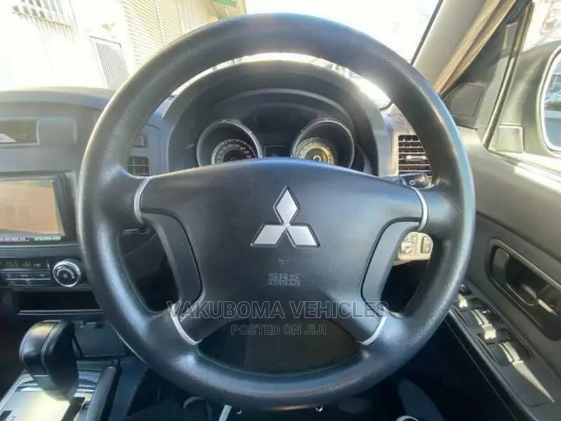 Mitsubishi Pajero 2008 Pearl
