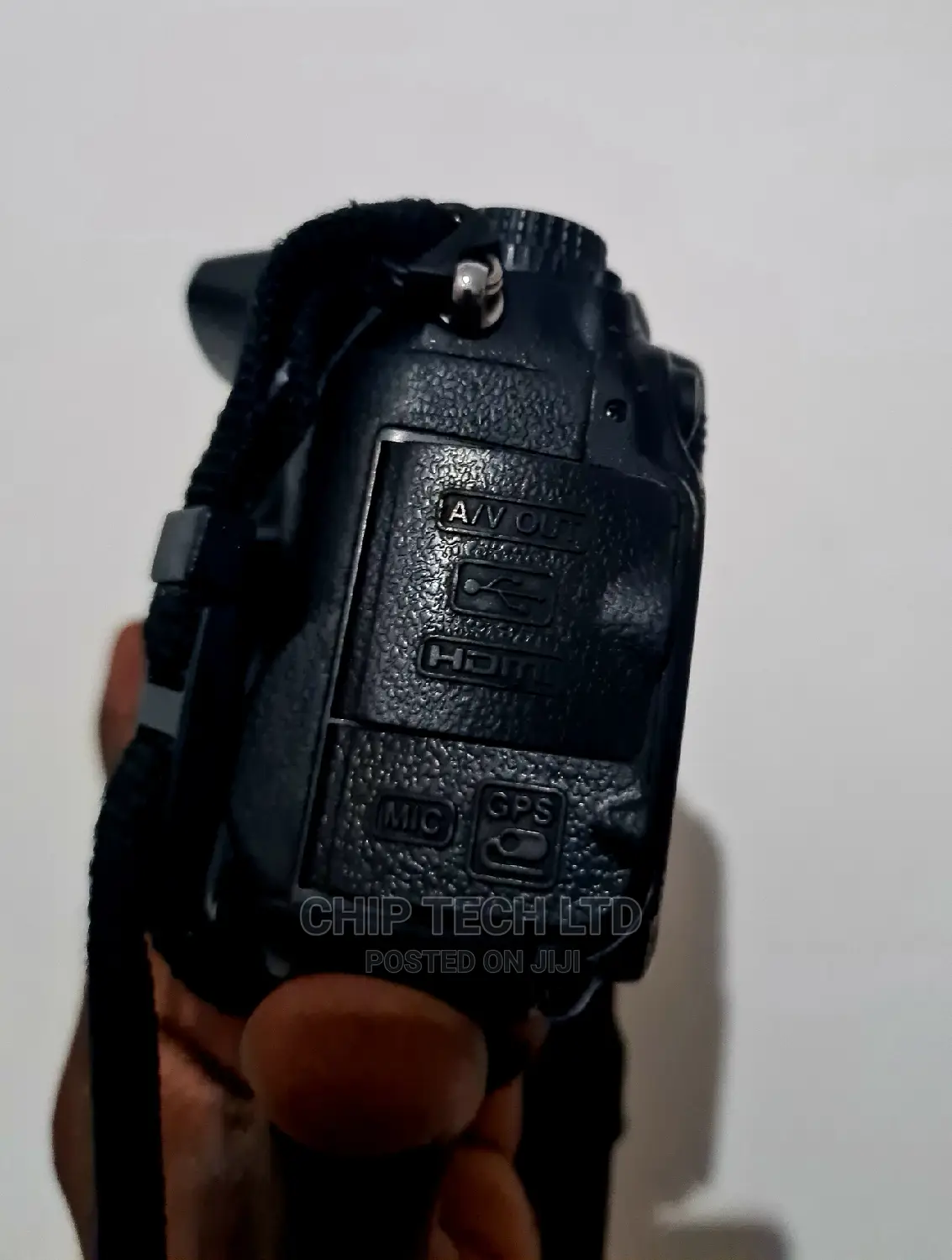 Nikon D7000 With Lens
