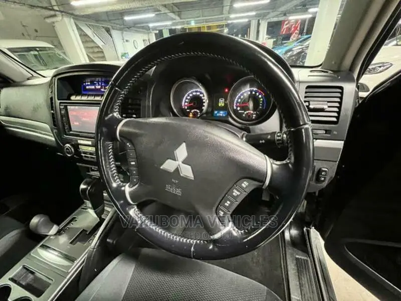 Mitsubishi Pajero 2007 Black