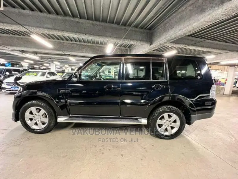 Mitsubishi Pajero 2007 Black