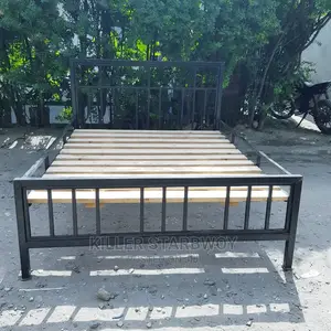 Kitanda 5×6