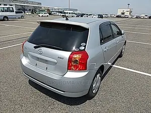 Toyota Corolla RunX 2005 Silver