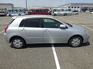 Toyota Corolla RunX 2005 Silver