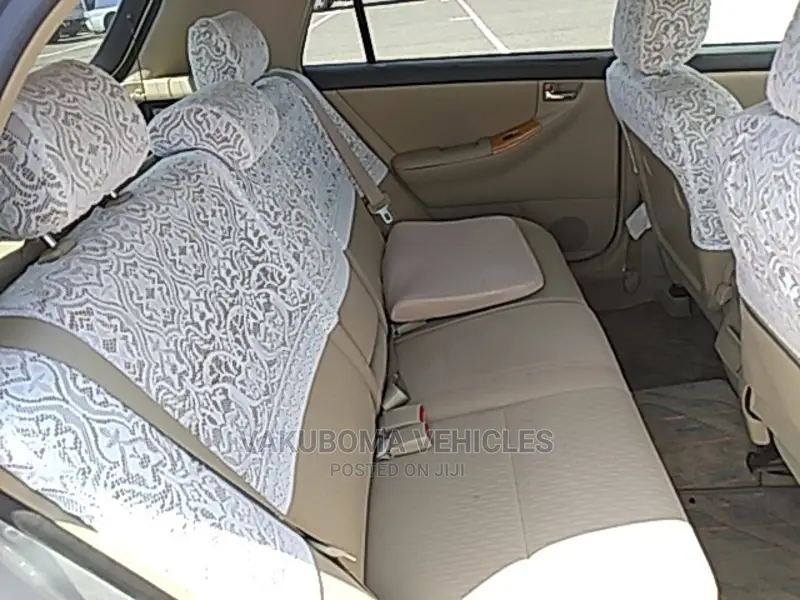 Toyota Corolla RunX 2005 Silver