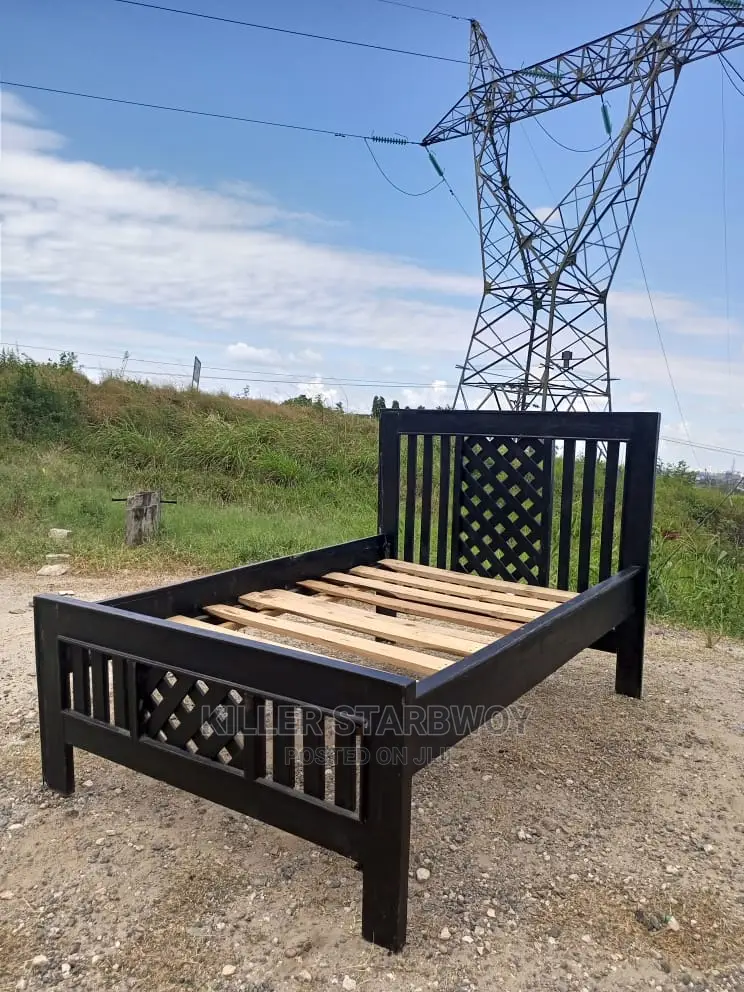Kitanda 4×6
