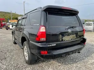 Toyota Hilux Surf 2008 Black