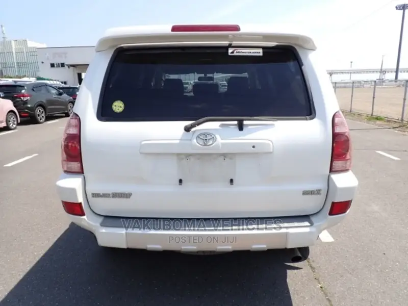 Toyota Hilux Surf 2003 White