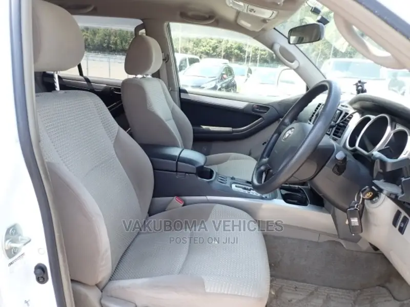 Toyota Hilux Surf 2003 White