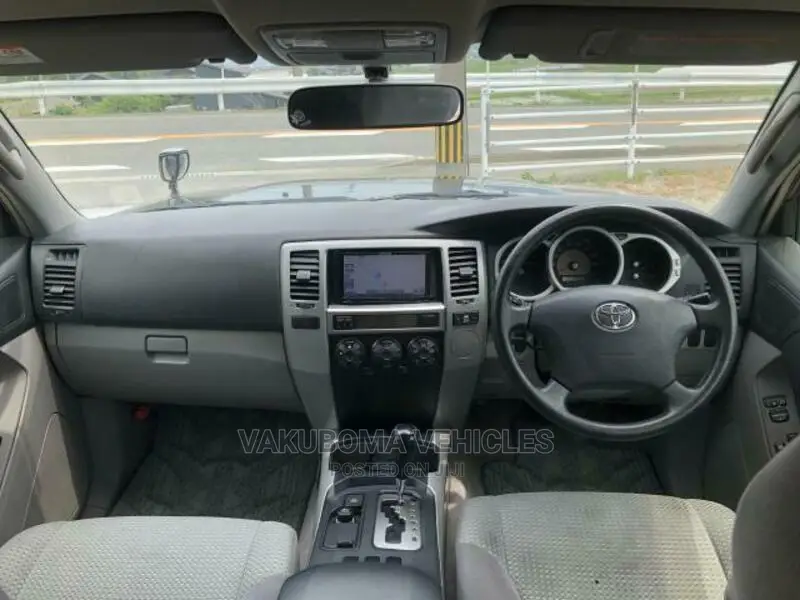 Toyota Hilux Surf 2004 Black