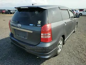Toyota Wish 2003 Gray