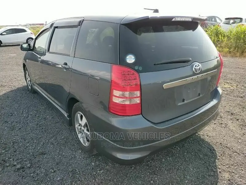 Toyota Wish 2003 Gray