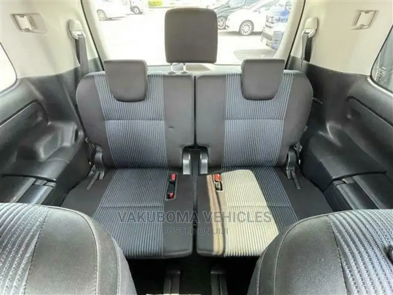 Toyota Voxy 2016 Black
