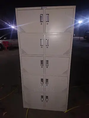 Lockers Cabinets