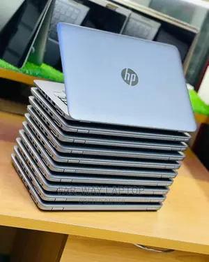 New Laptop HP EliteBook 820 G3 4GB Intel Core I5 HDD 500GB