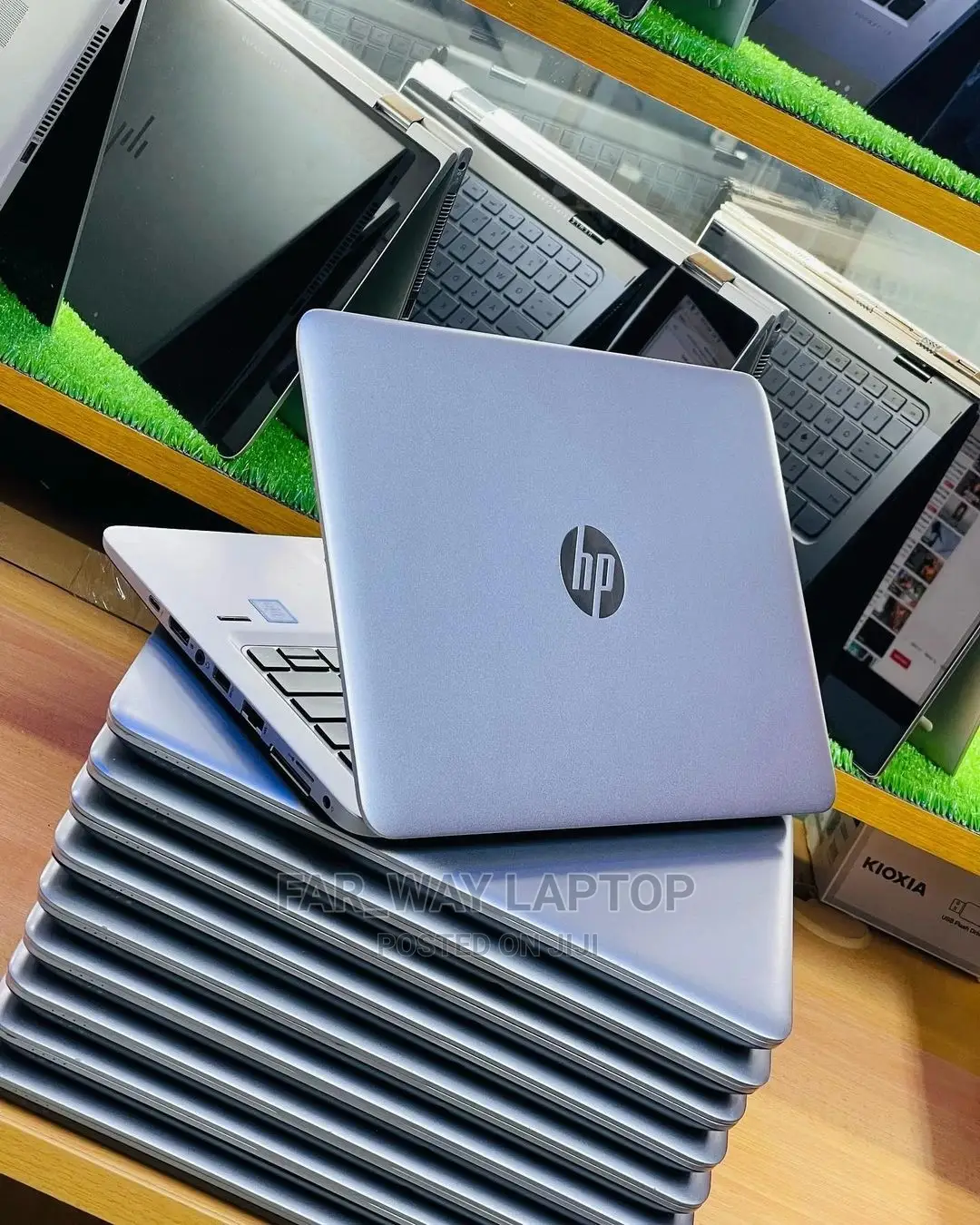 New Laptop HP EliteBook 820 G3 4GB Intel Core I5 HDD 500GB