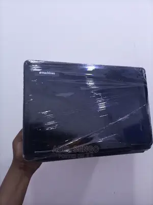 Laptop eMachines 4GB Intel Core 2 Duo HDD 320GB