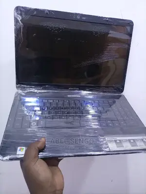 Laptop eMachines 4GB Intel Core 2 Duo HDD 320GB