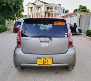 Toyota Passo 2006