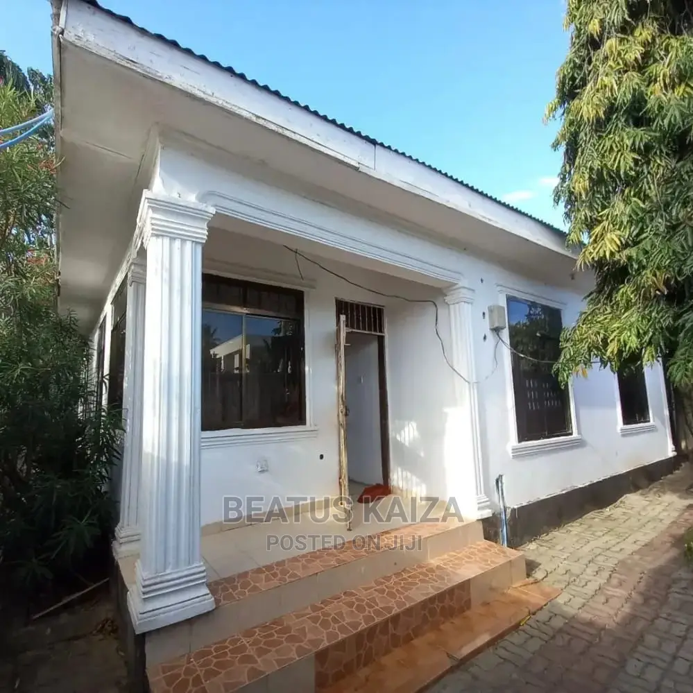 3bdrm Bungalow in Kigamboni Geza for rent