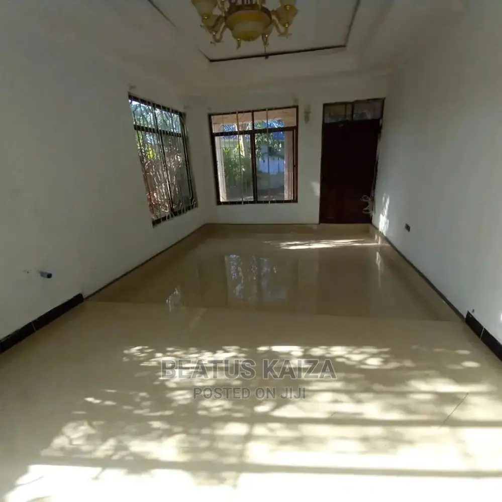 3bdrm Bungalow in Kigamboni Geza for rent