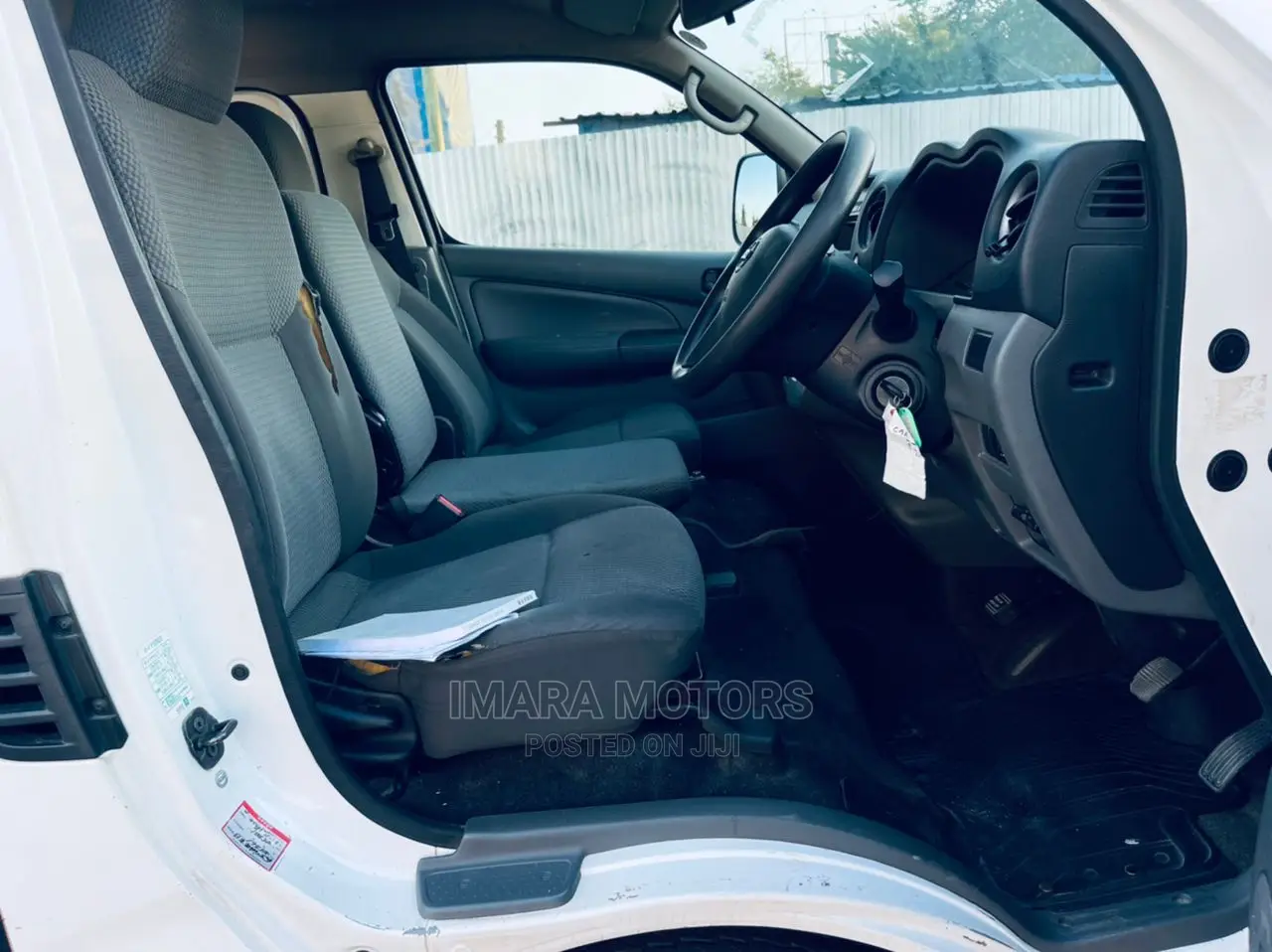 Nissan Caravan (Urvan) 2012