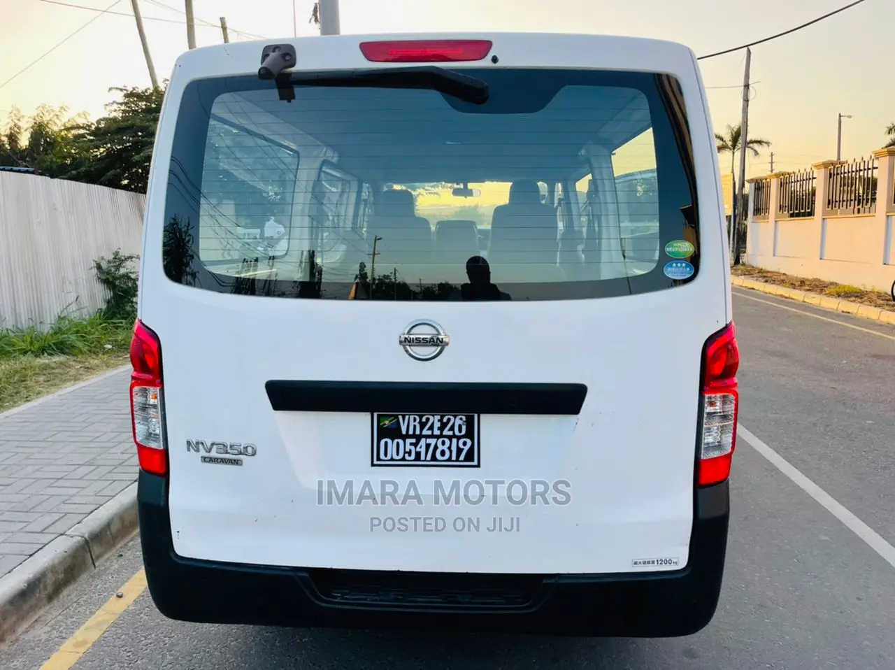 Nissan Caravan (Urvan) 2012