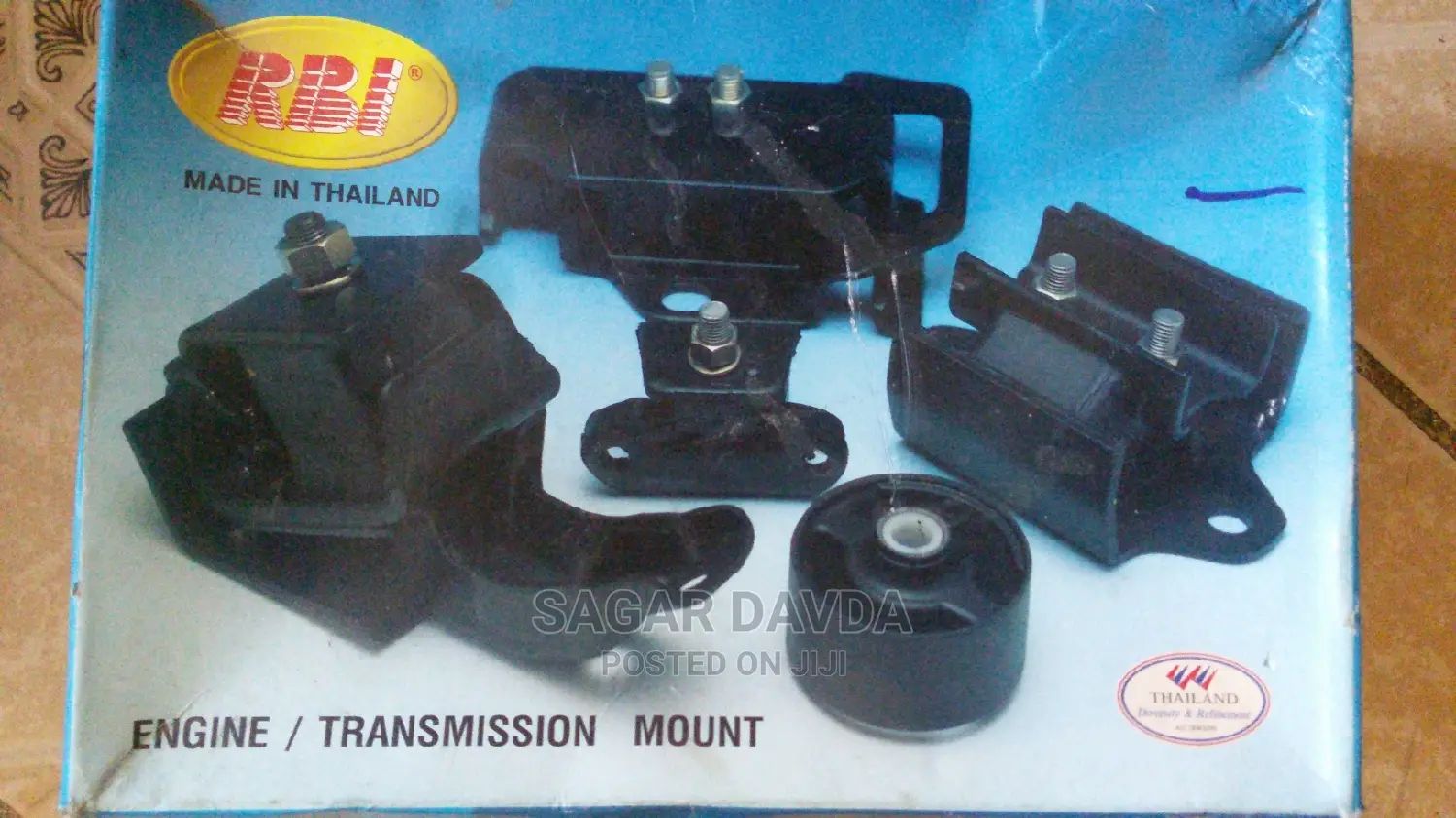 Mountings - 2pcs for Toyota Noah (Original)