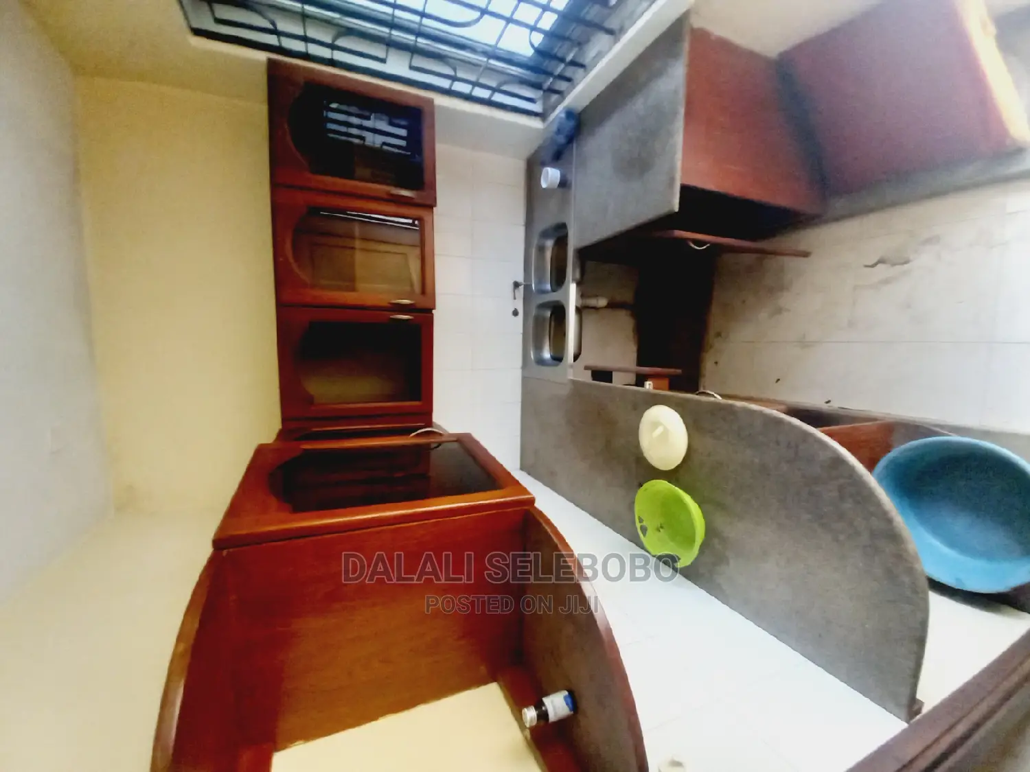 7bdrm Bungalow in Mikocheni B for Rent